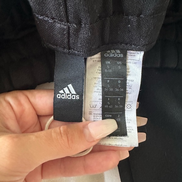 Adidas sweatpants - Picture 3 of 4